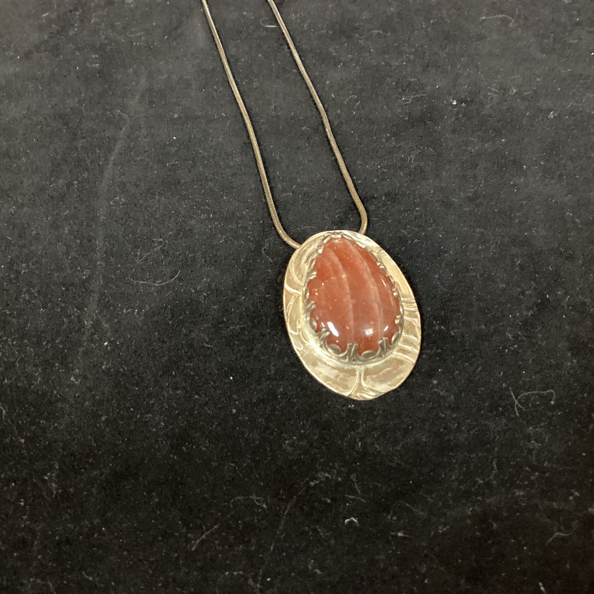 Necklace Sunstone Textured Silver