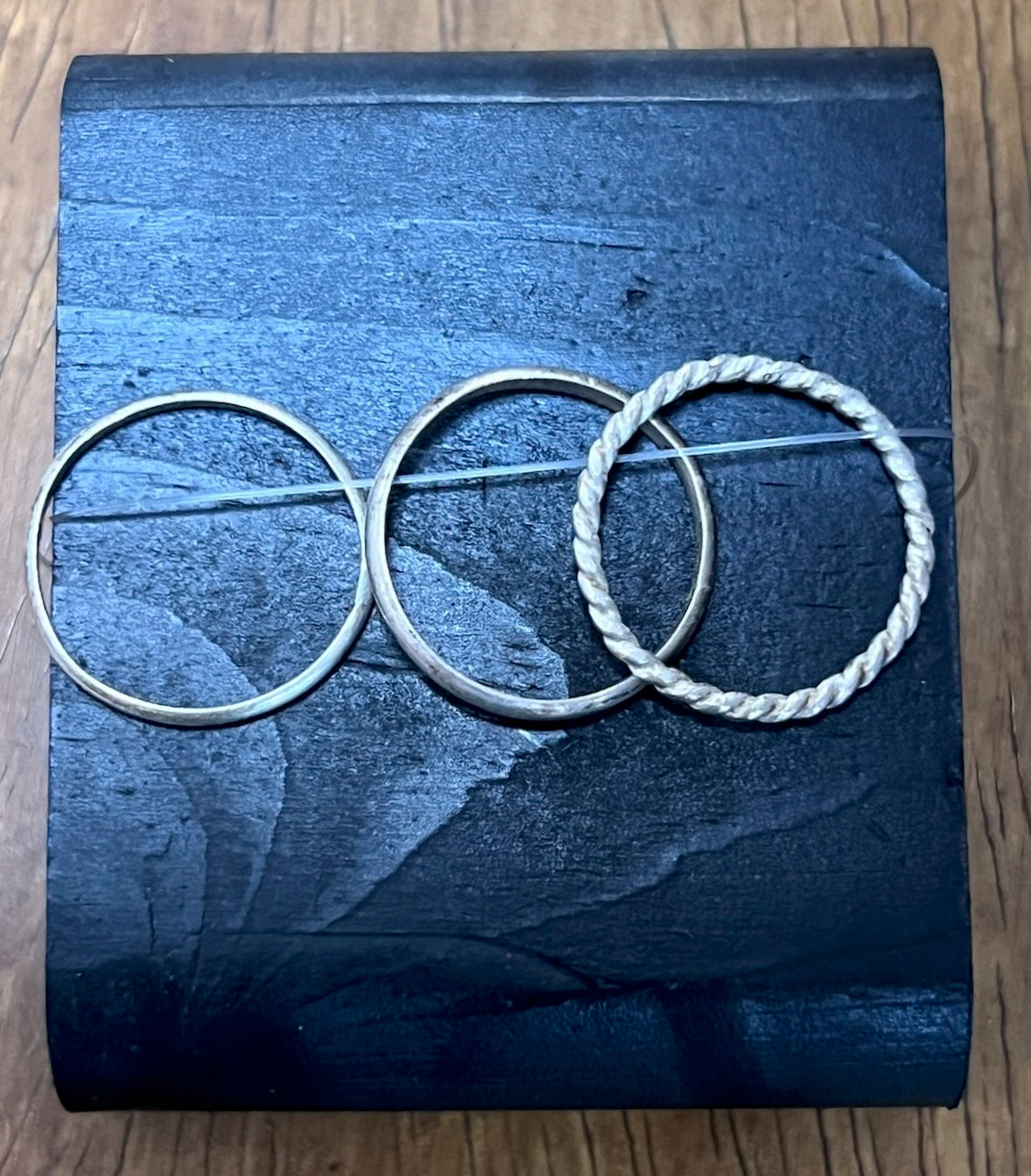 3 silver rings