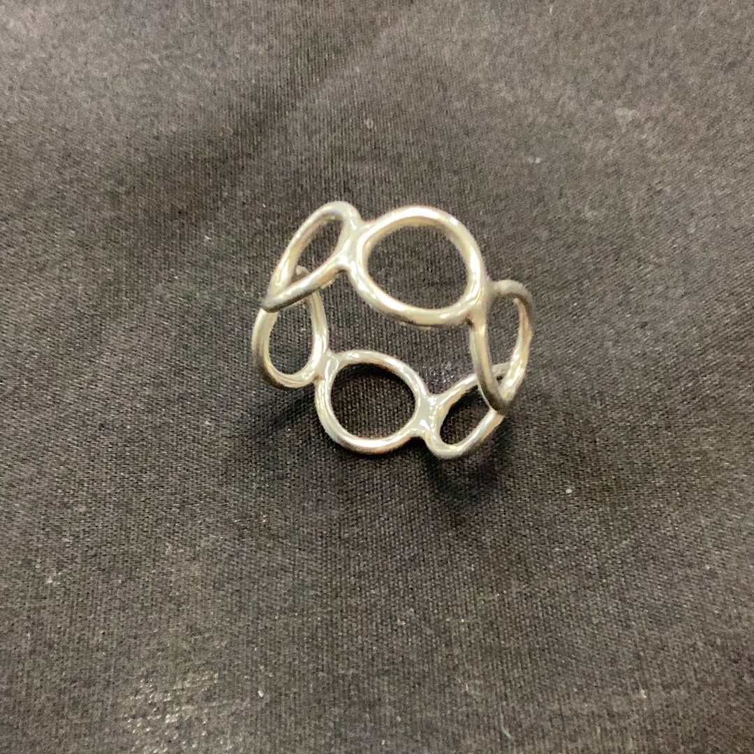 Circle sterling silver ring