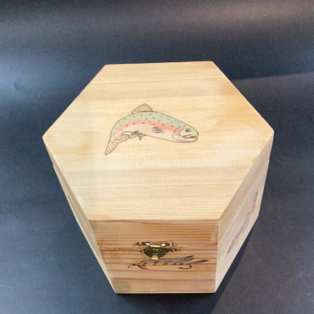 Octagnol Fish Box