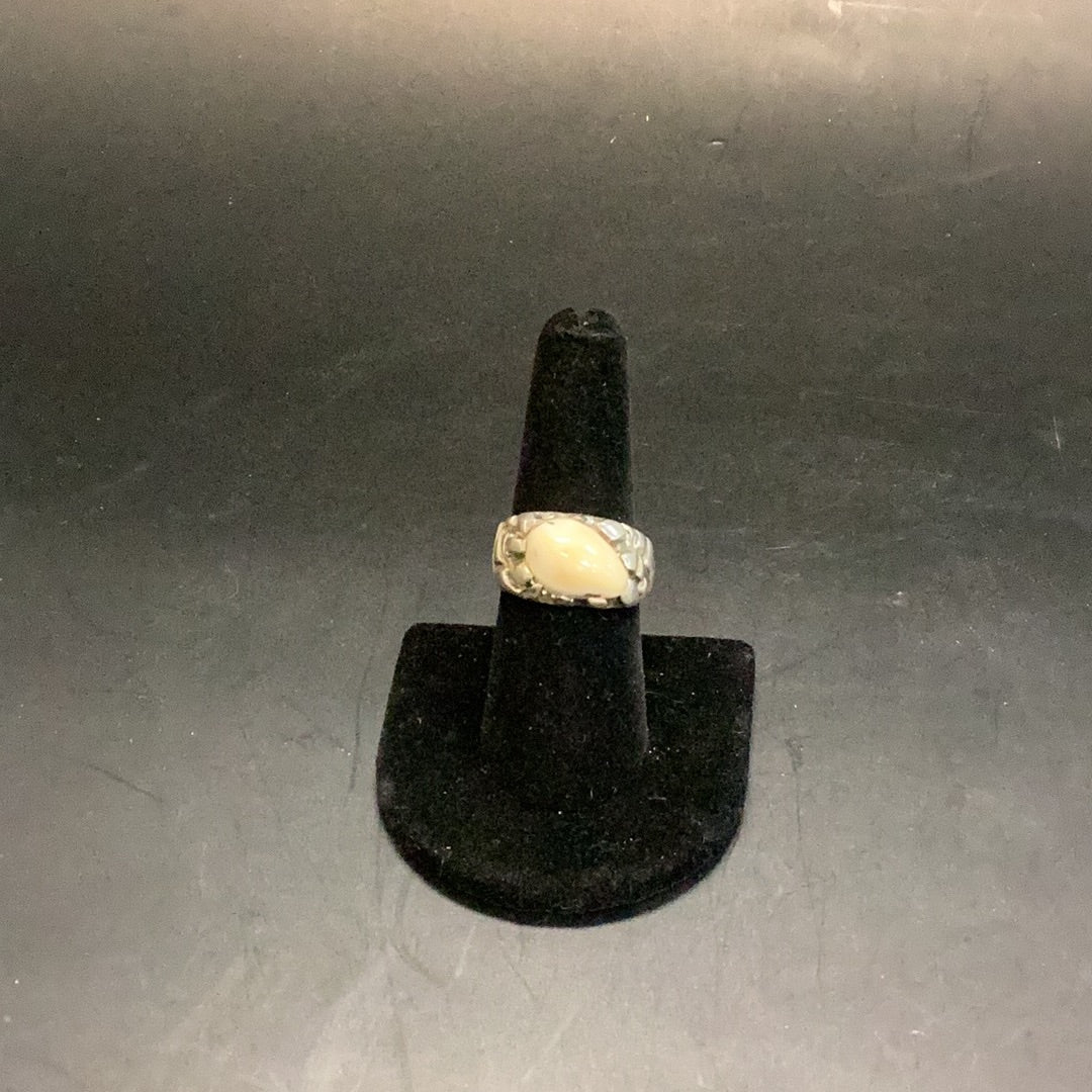 Ring Silver with Elk Ivory