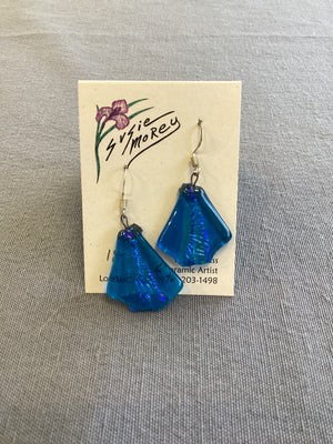 Earrings $18-1