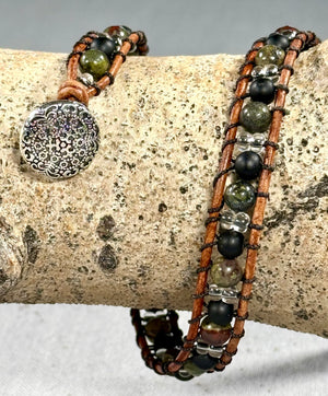BB12 Green and black double-wrap bracelet