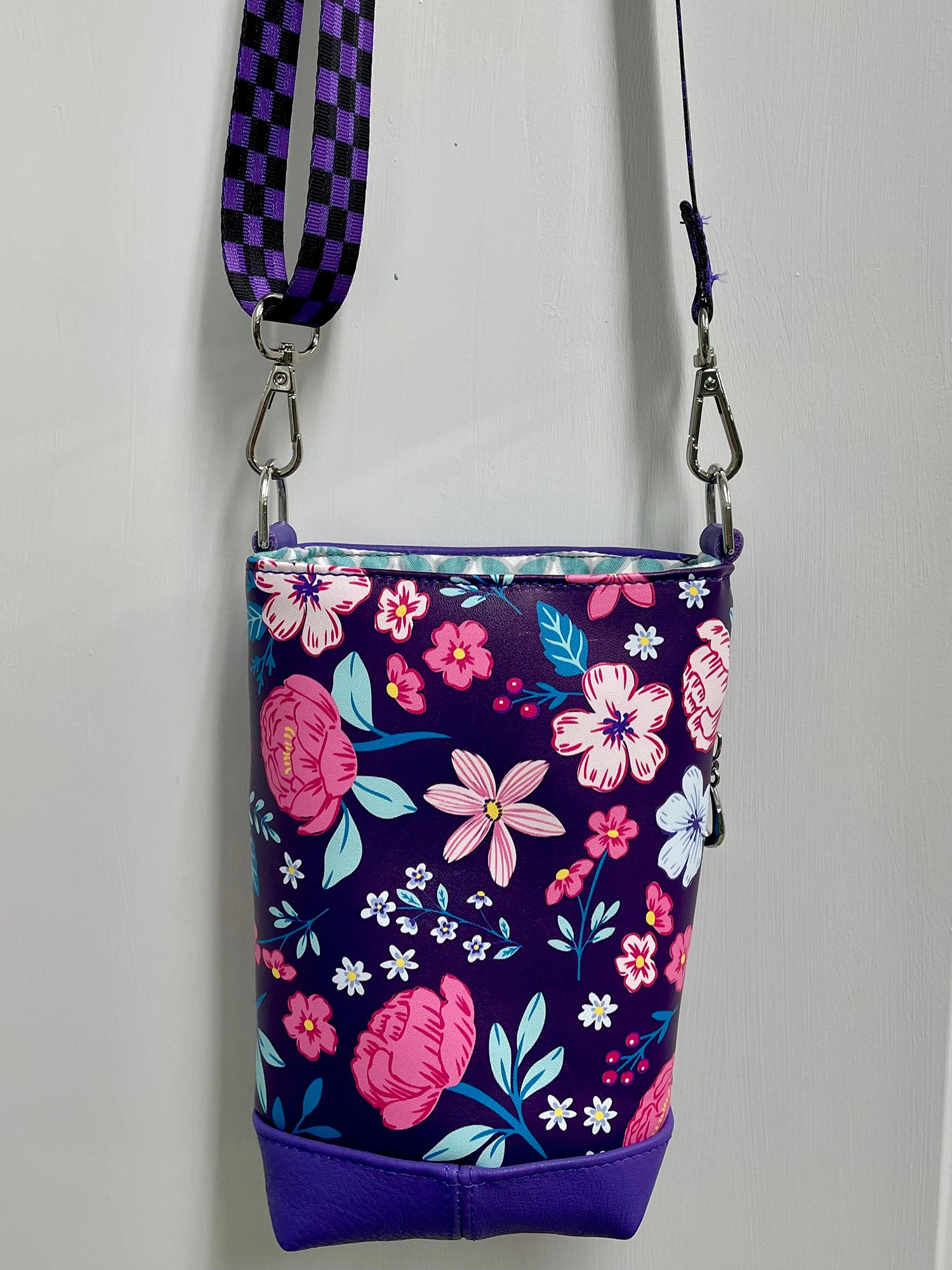 Beautiful in Flowers Phone Bag