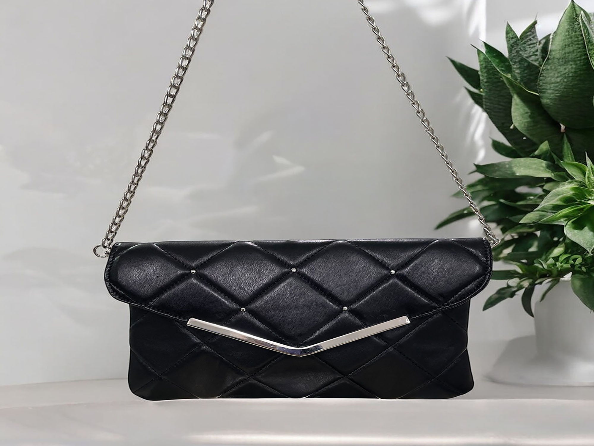 Black Elegance Clutch