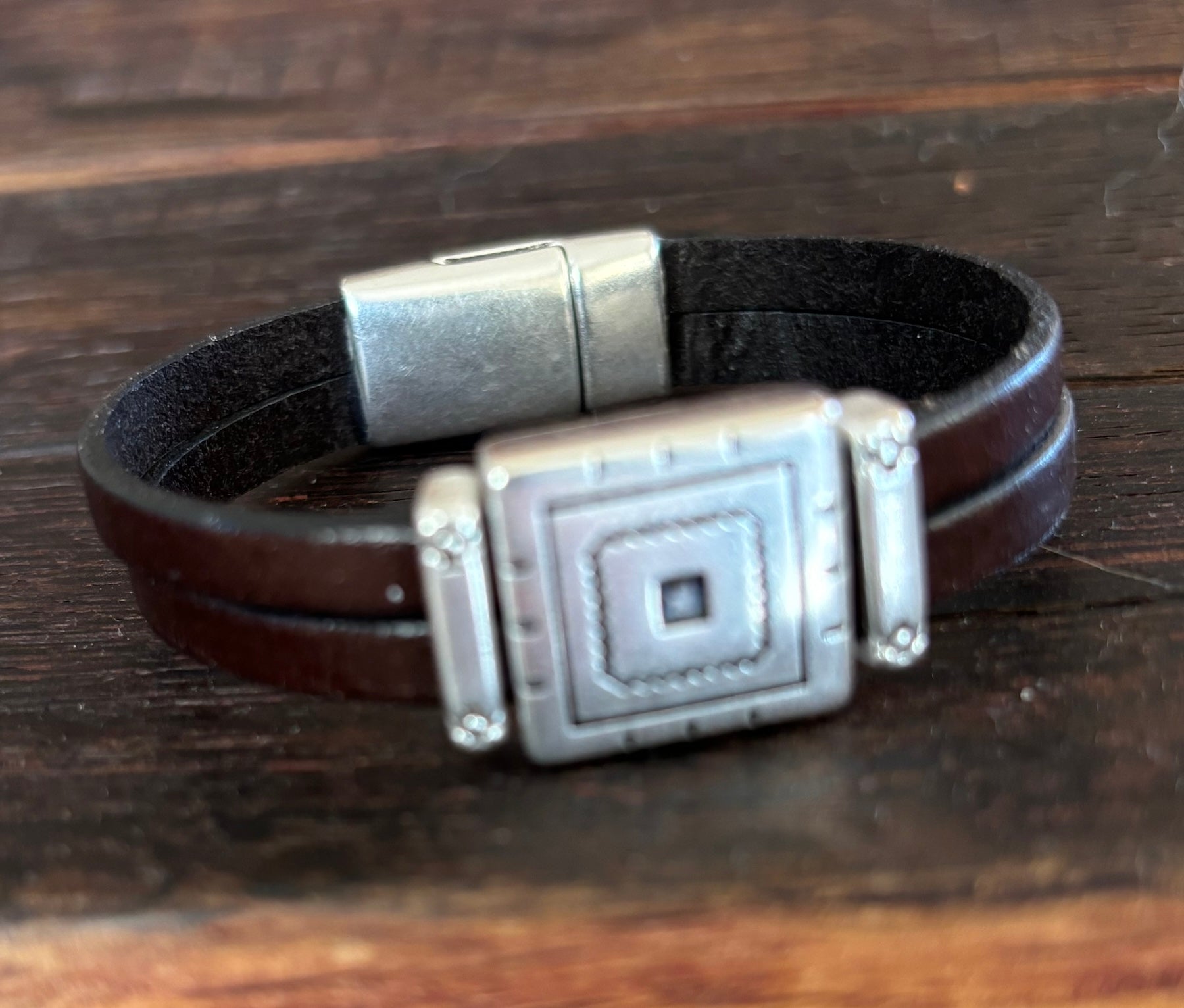Brown Bracelet with Silver square size 6