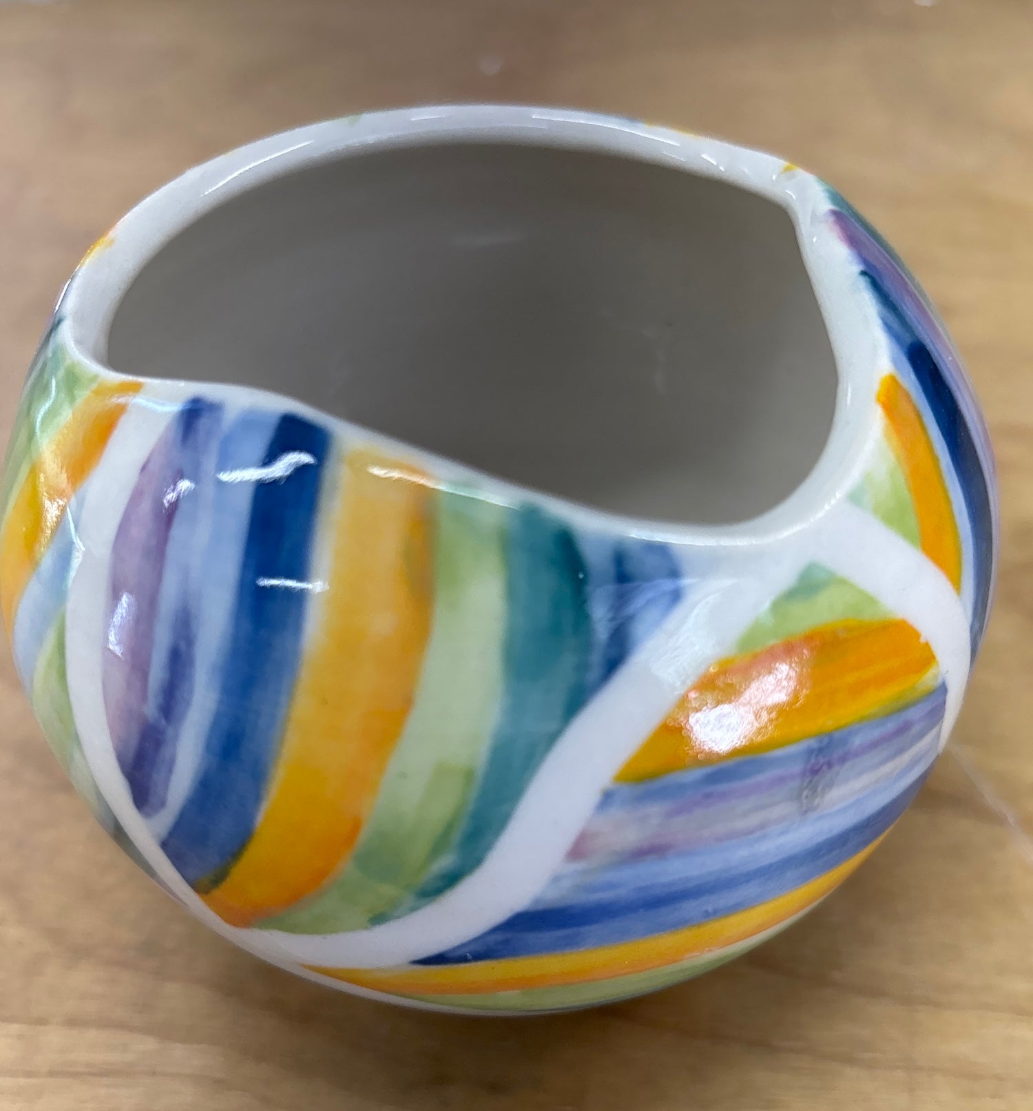 Carnival small plant pot