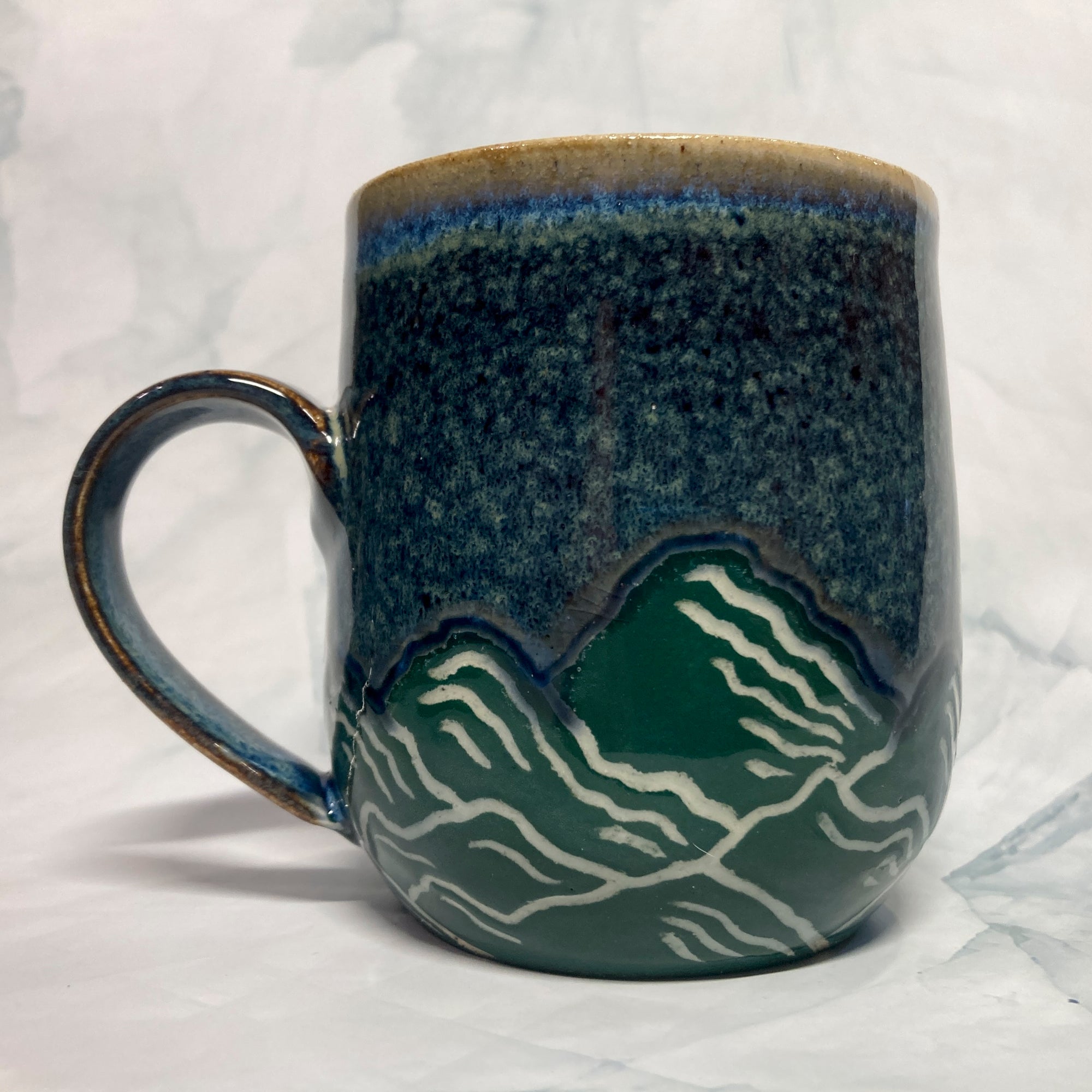 Ceramic mug_Mountains_mountain skyline