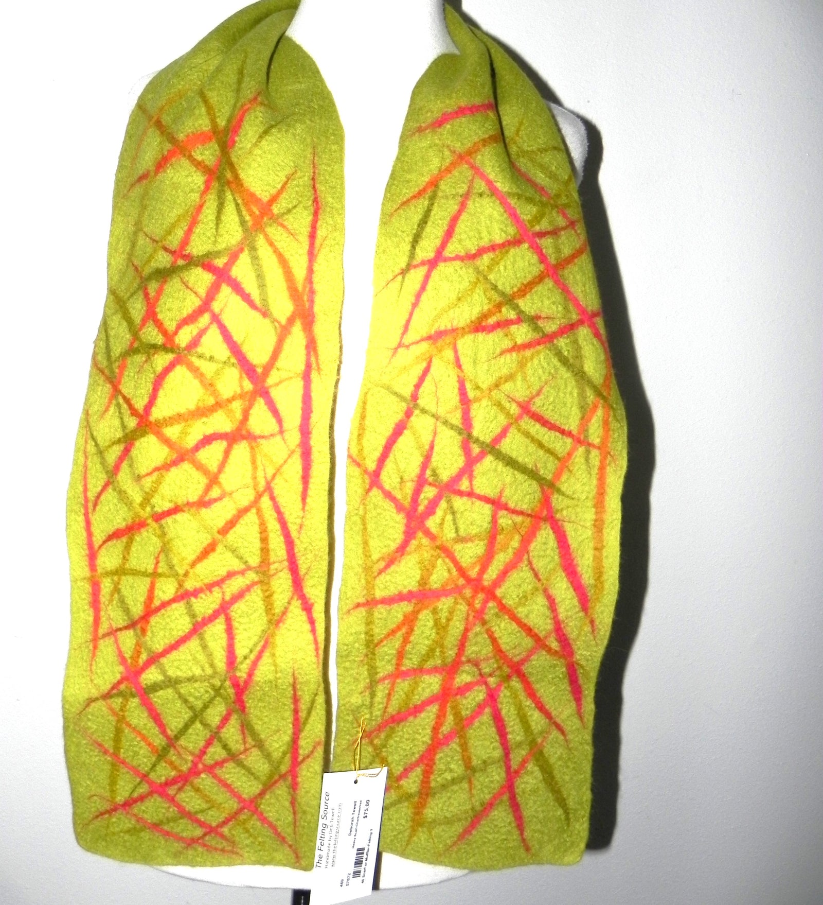 Let's Felt a Cozy Winter Scarf Art Class Fri. 12.11.26 @ 10A