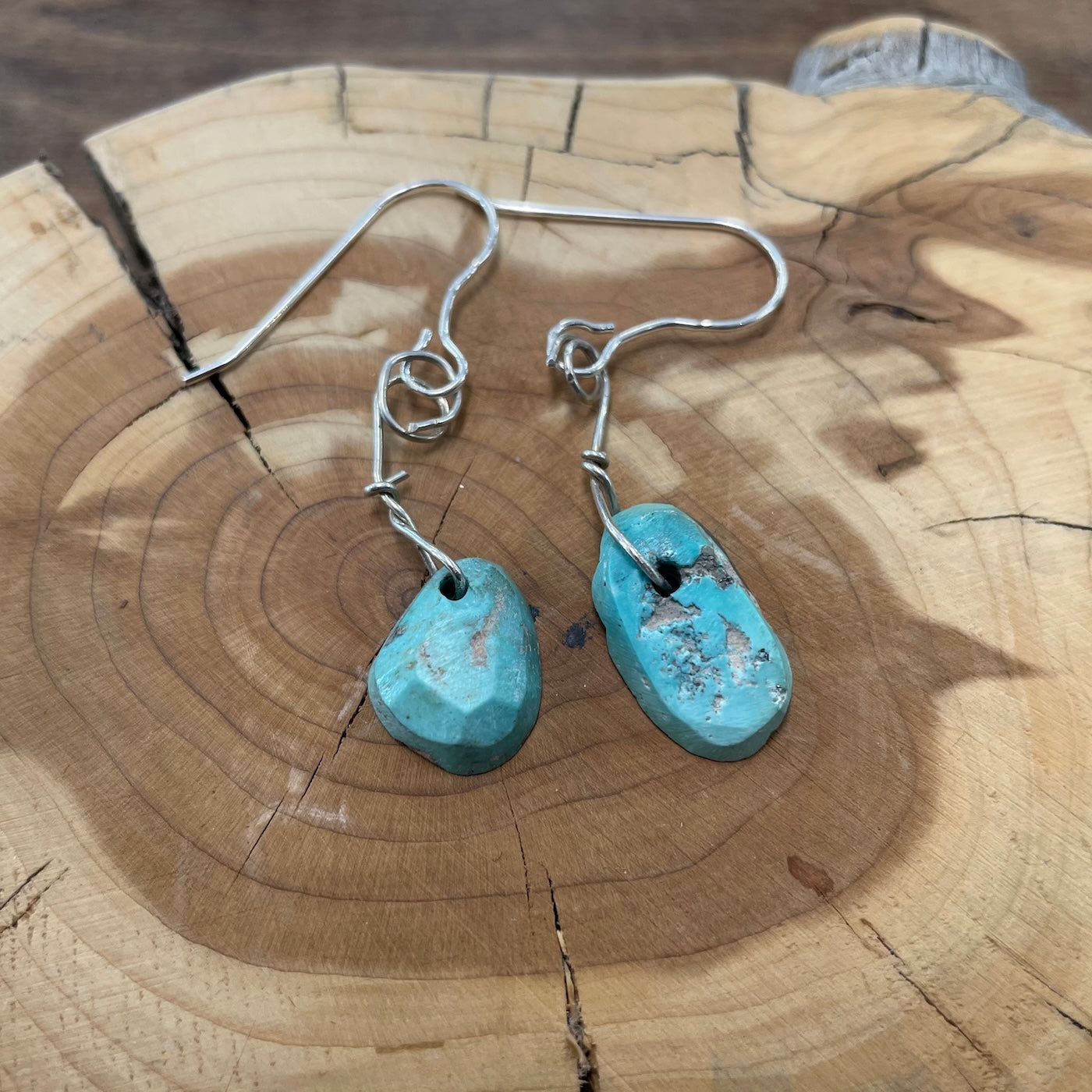 Dangling turquoise earrings 2