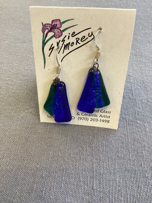 Earrings $18-1