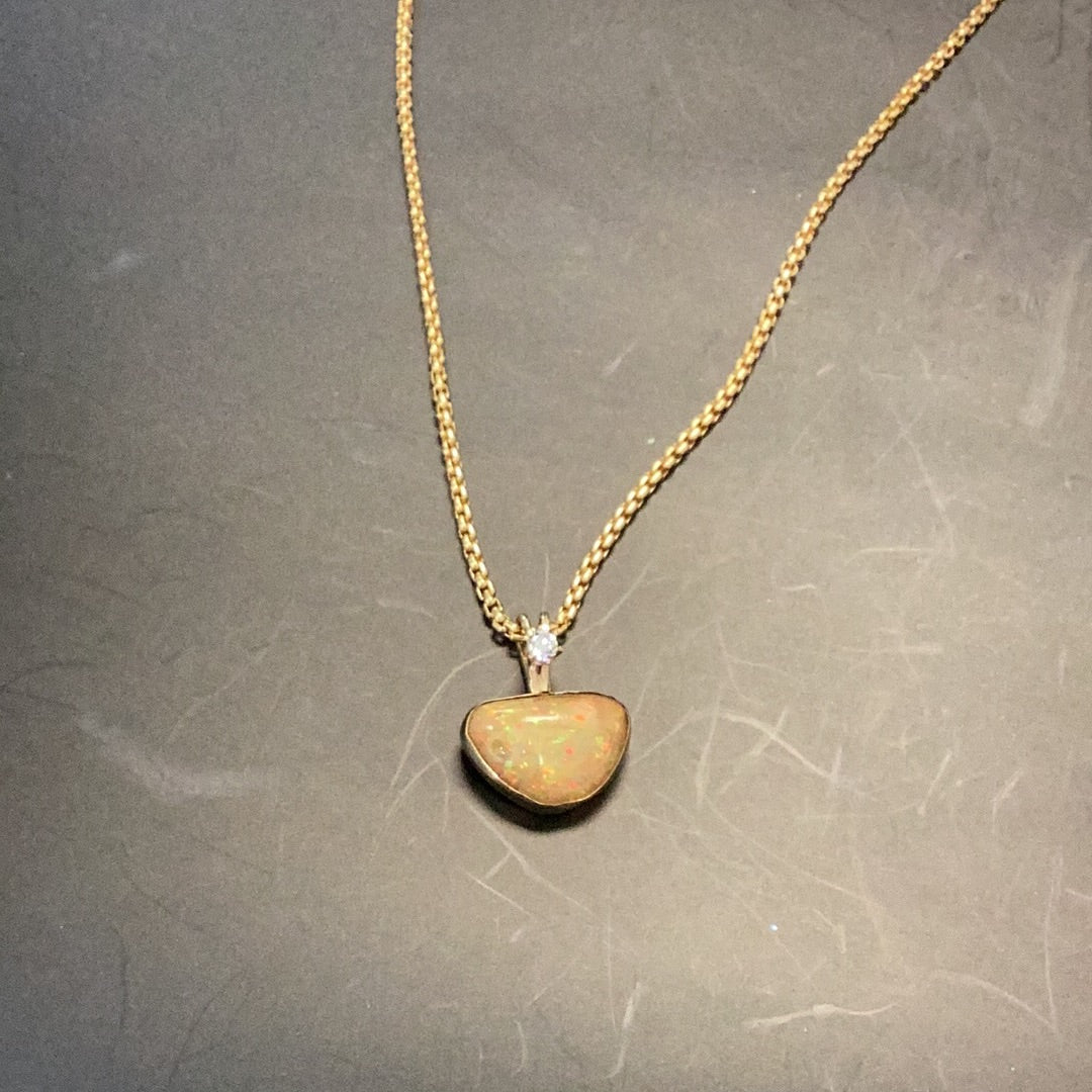 Necklace Brazilian Opal 14 K Gold