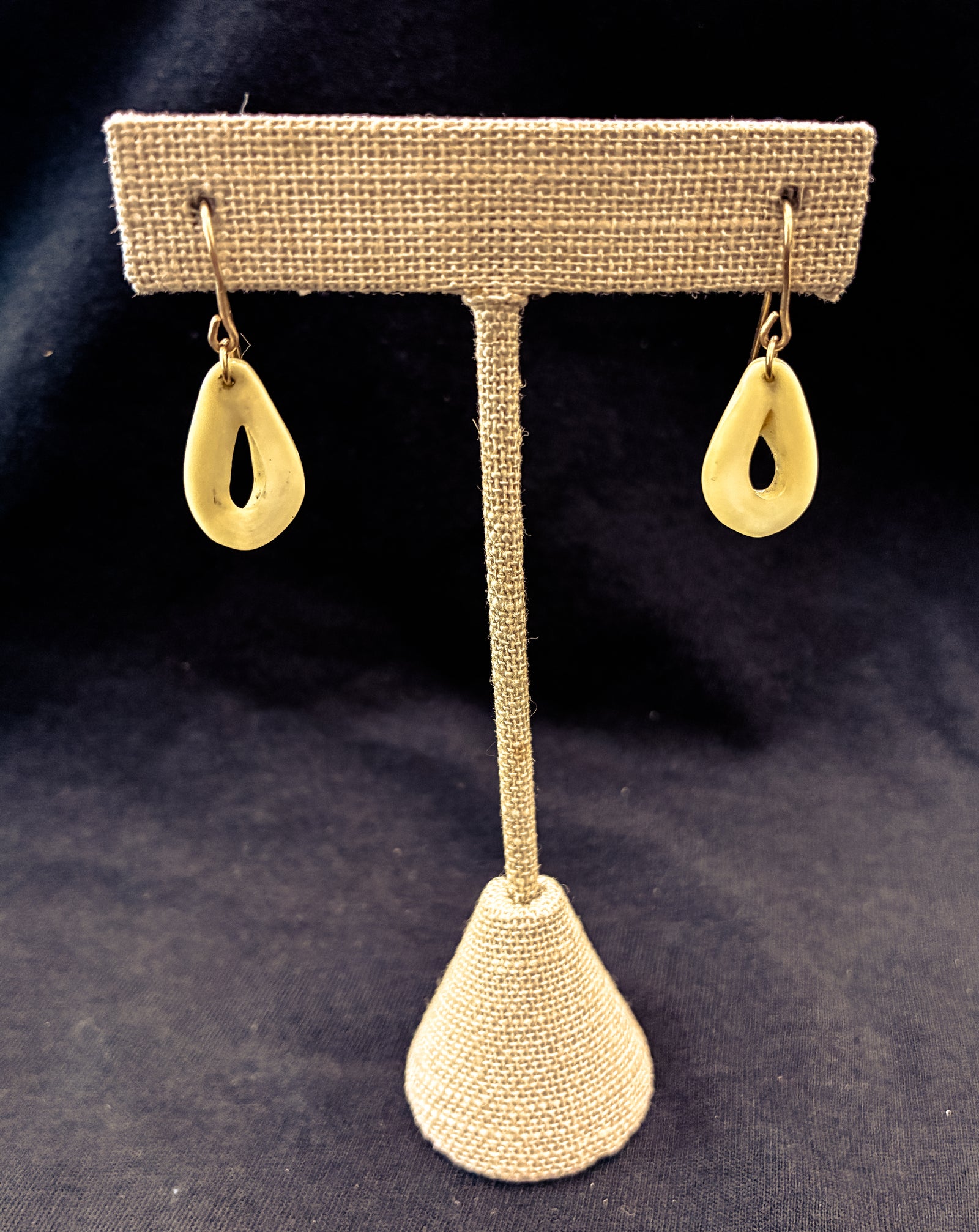 Elk Ivory 14k Gold Wire Earrings