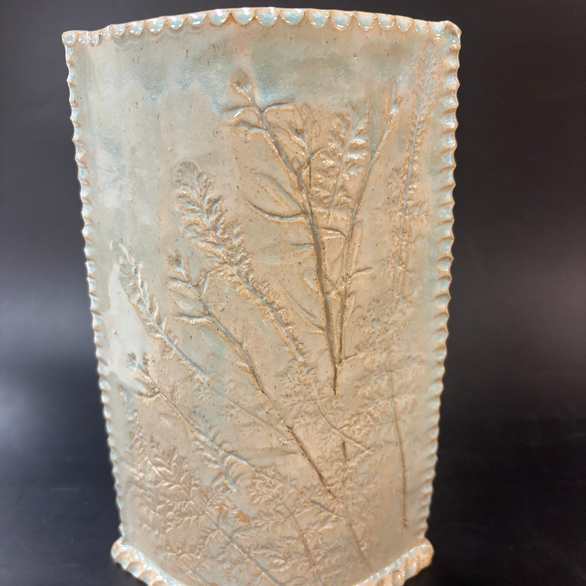 *Private* Hand-Built Vase or Solar Light Pottery Art Class  Thurs. 1.30.25 @ 10A