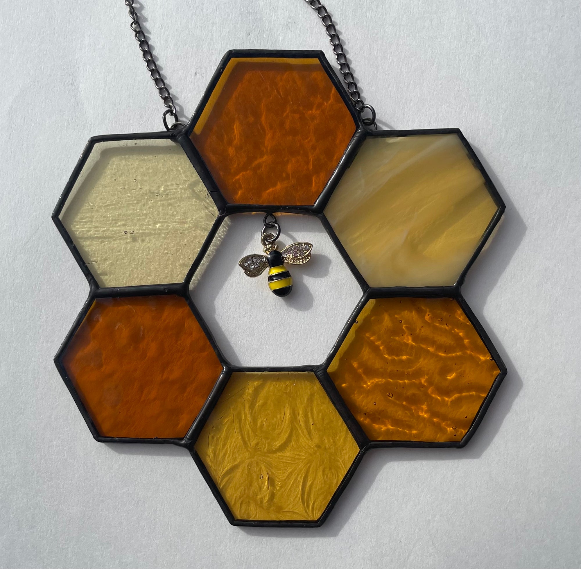 Honeycomb Stained Glass Art Class- Sat. 11.30.24 @ 1P