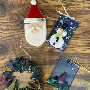 Fused-glass Suncatcher or Ornament Art Class  Thurs. 12.18.25 @ 2P
