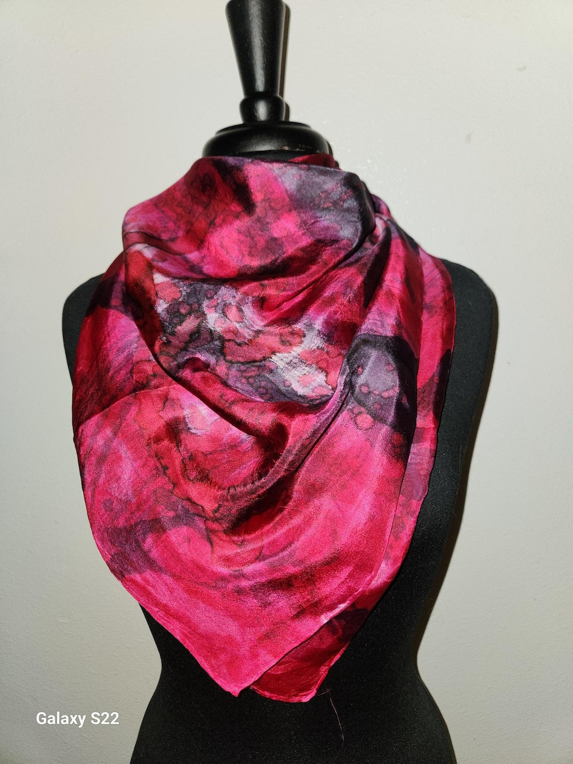 Scarf silk-fuchsia