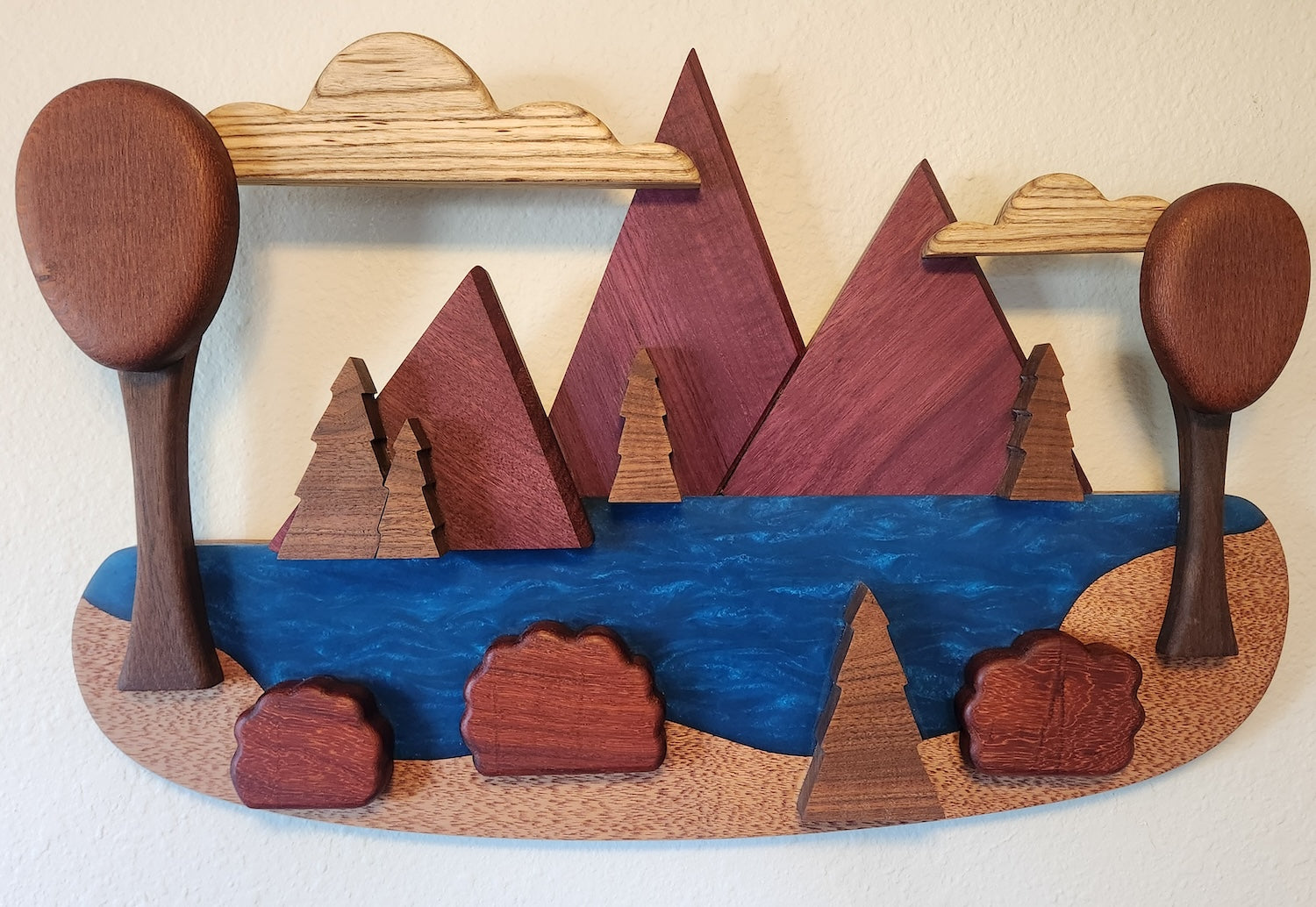 Lakeside Mountain 3d