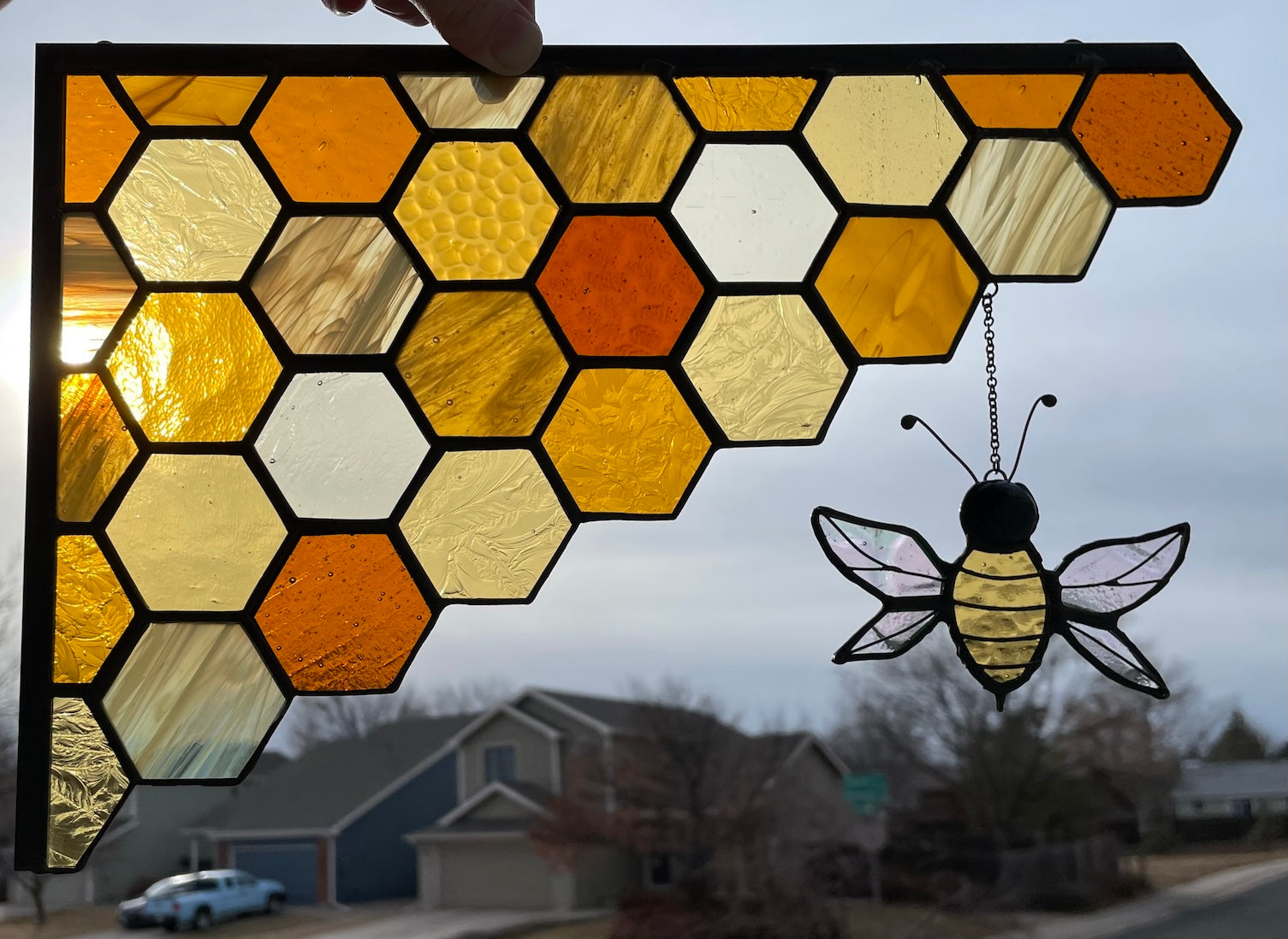Large Honeycomb with Bee (corner piece)