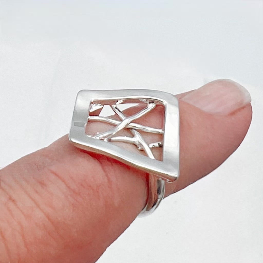Lattice Frame Ring