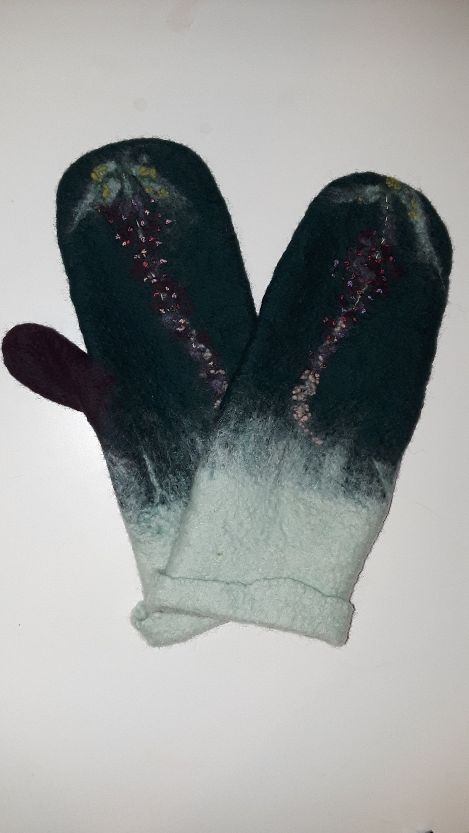 Felted Mittens Mean Toasty Fingers this Winter!  Fri. 10.9.26 @ 10A