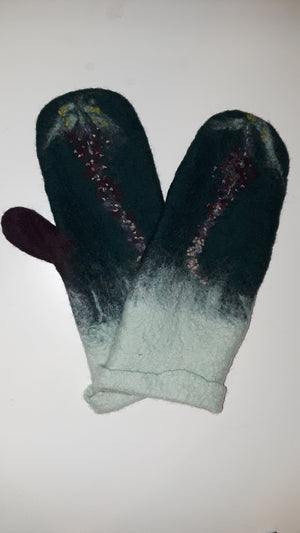 Felted Mittens Mean Toasty Fingers this Winter!  Fri. 10.9.26 @ 10A