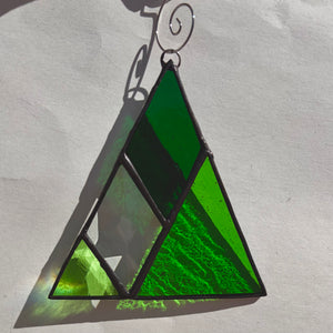 Holiday Ornaments Stained Glass Art Class- Sun. 11.29.26 @ 2P