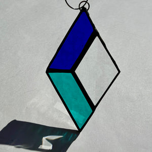 Holiday Ornaments Stained Glass Art Class- Sun. 11.29.26 @ 2P