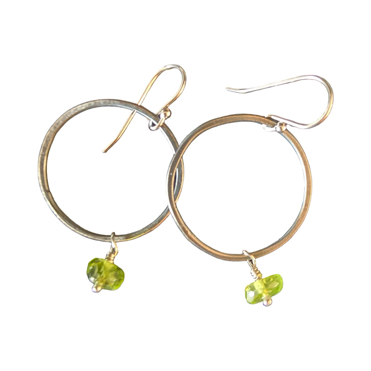 Oxidized silver circles with peridot