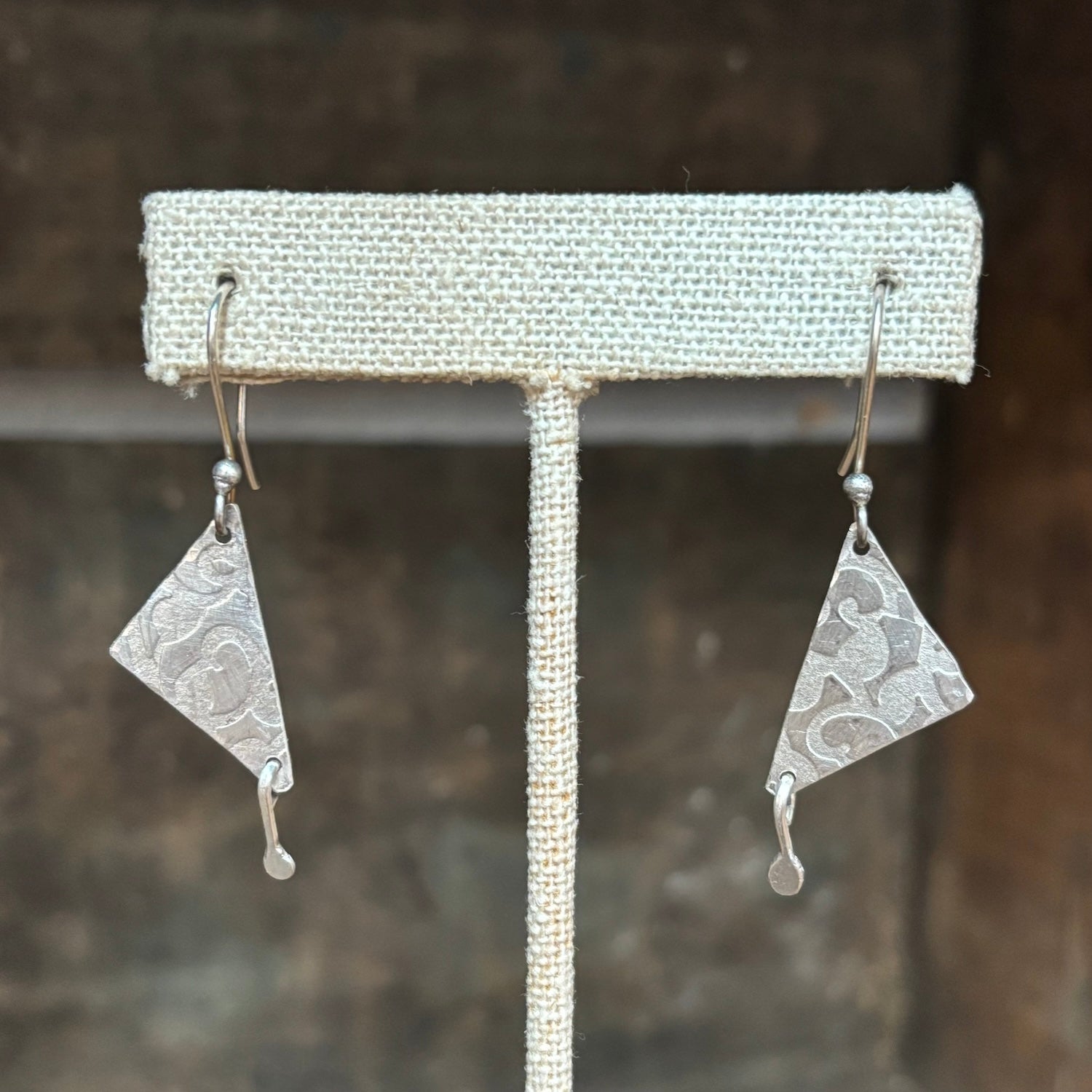 Patterned Wedge Earrings E43