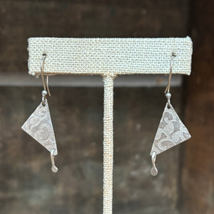 Patterned Wedge Earrings E43