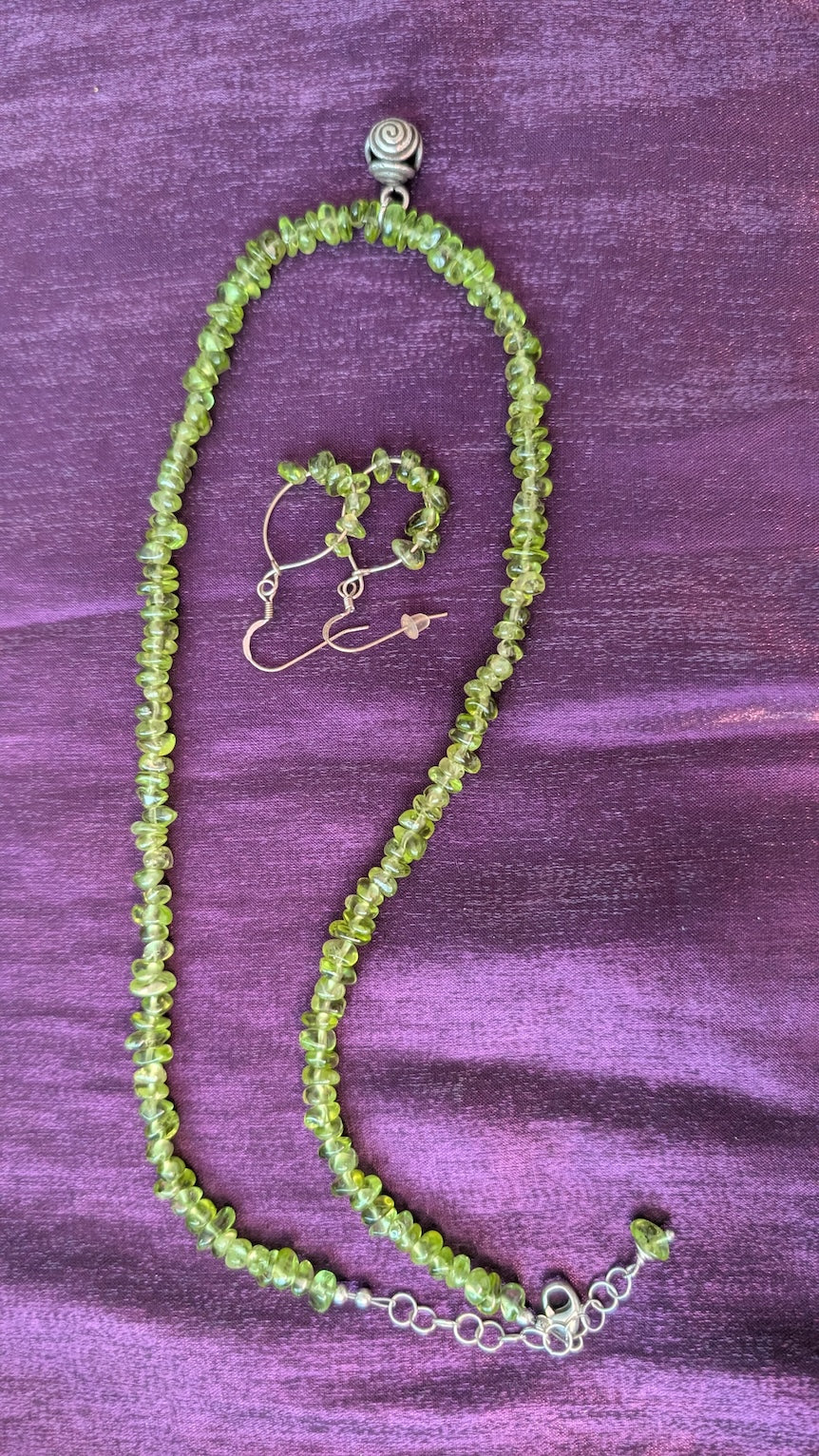 Peridot Necklace with silver pendant and earrings