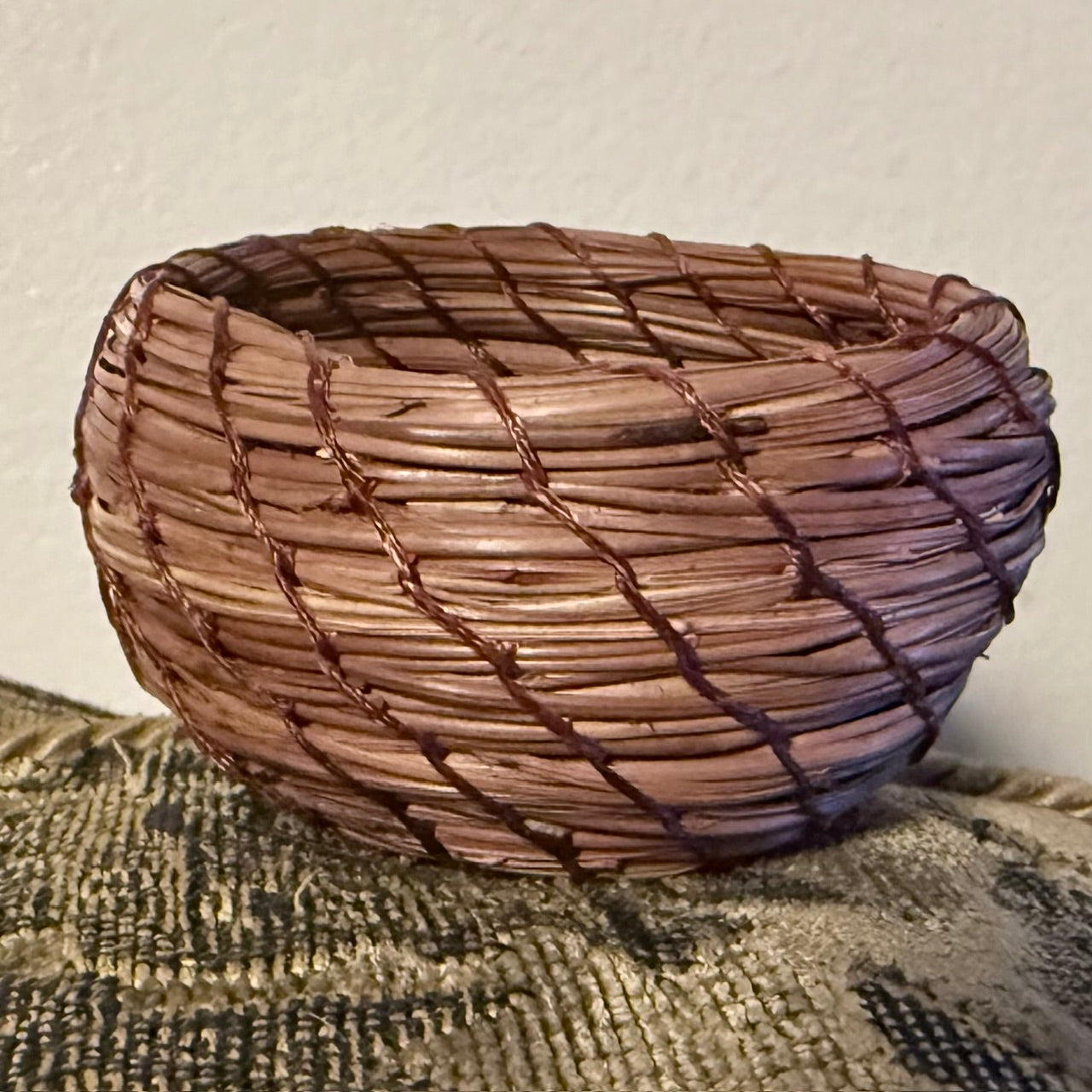 Small Ryolite Basket
