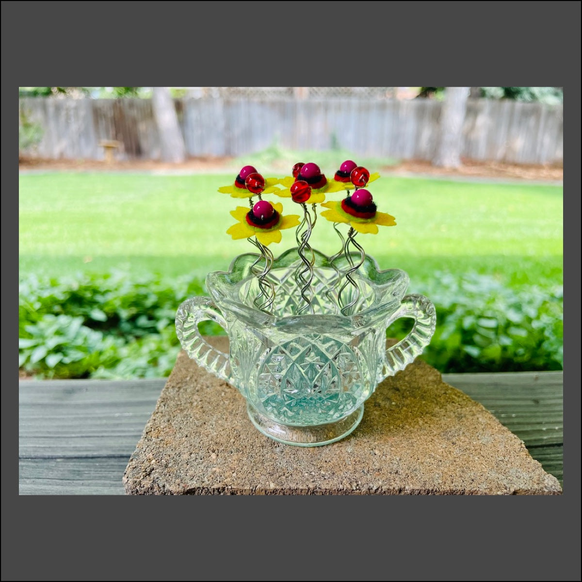 Sugar Bowl Vase with 5 Yellow Flowers