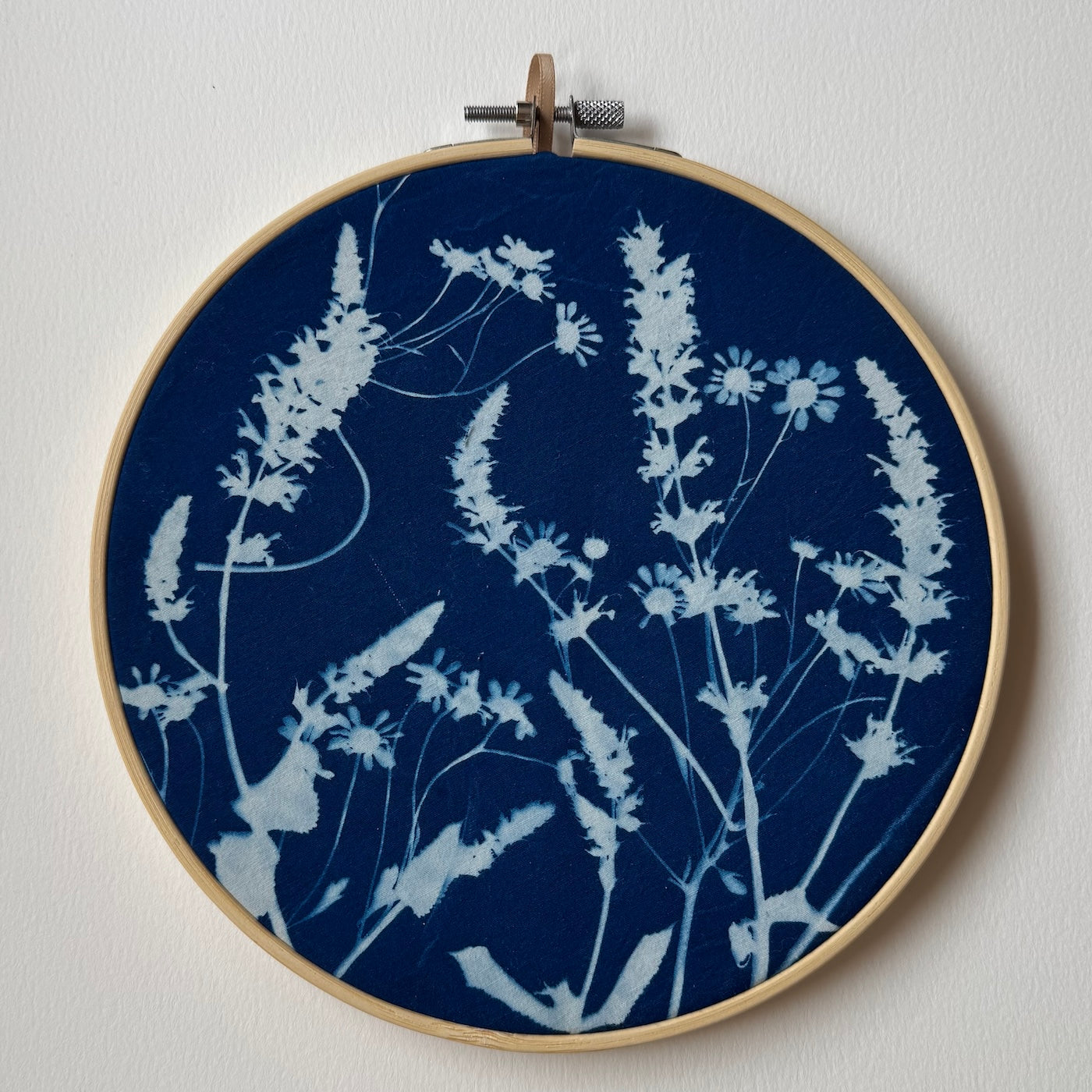 Summer Fields Hoop 8 inch