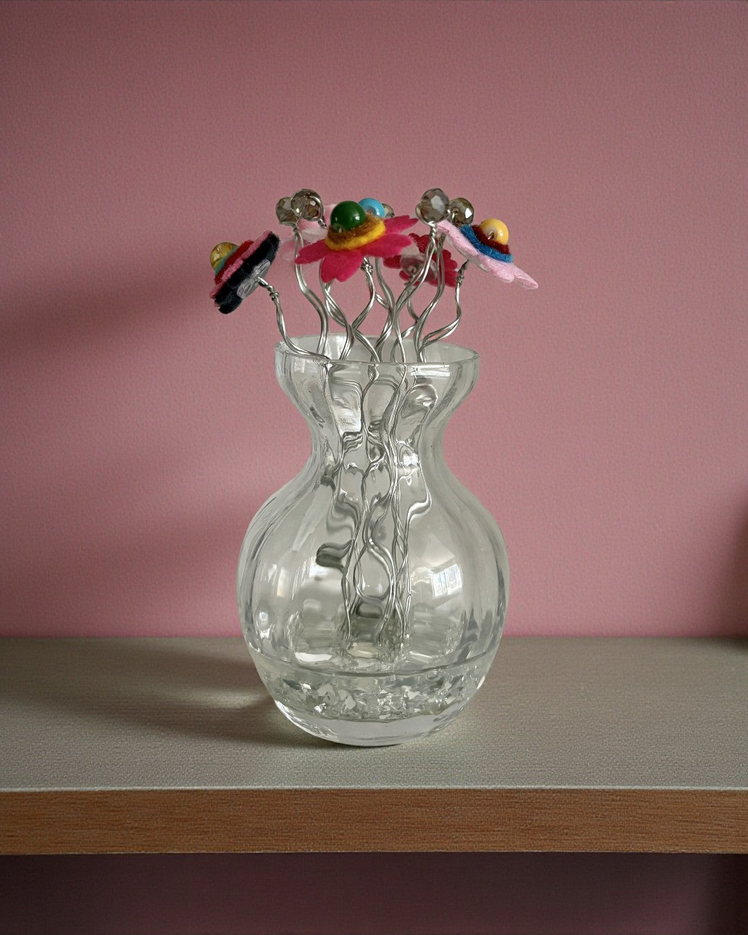 Vase with 6 Pink Flowers