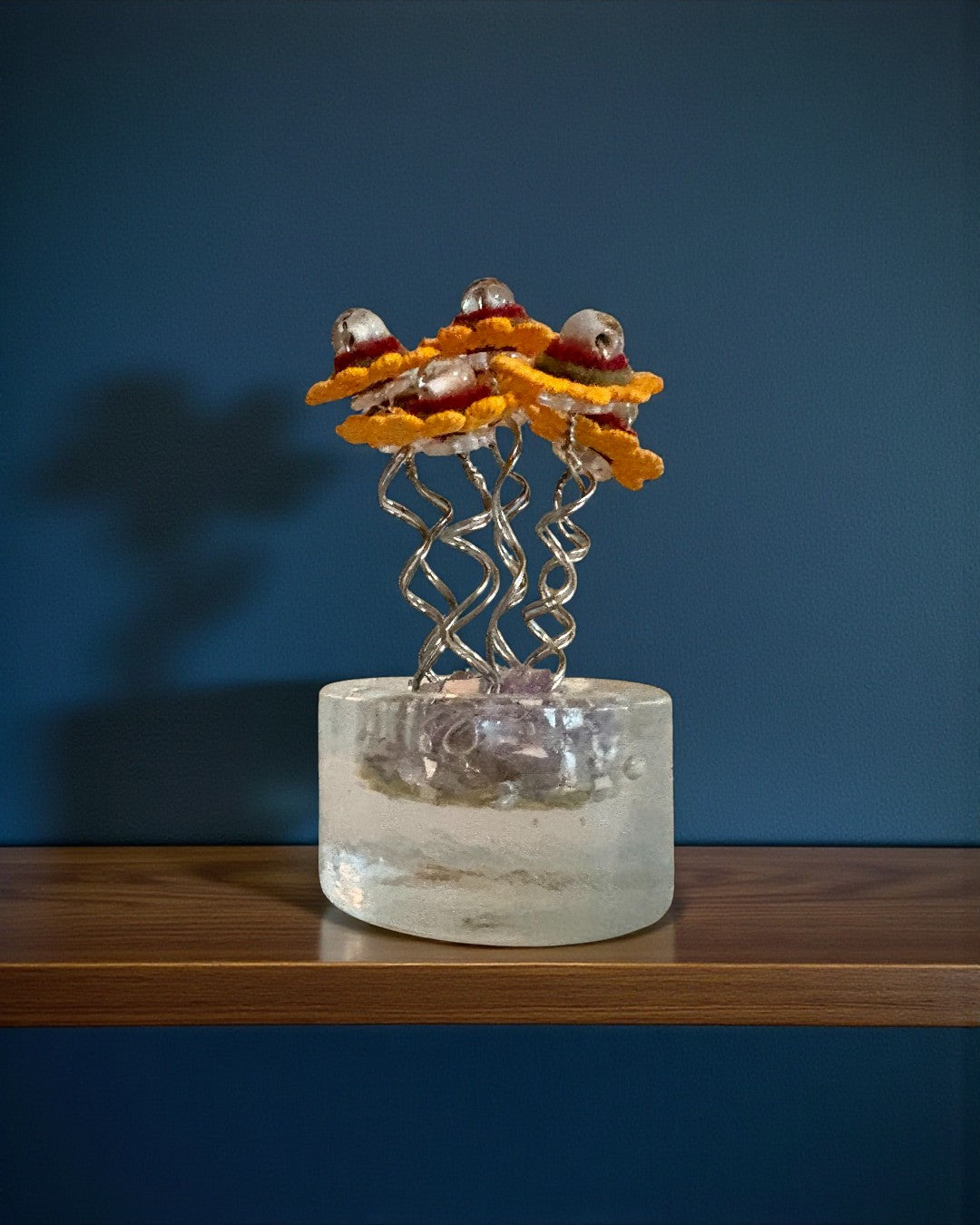 Vase with 7 Small Sunflowers