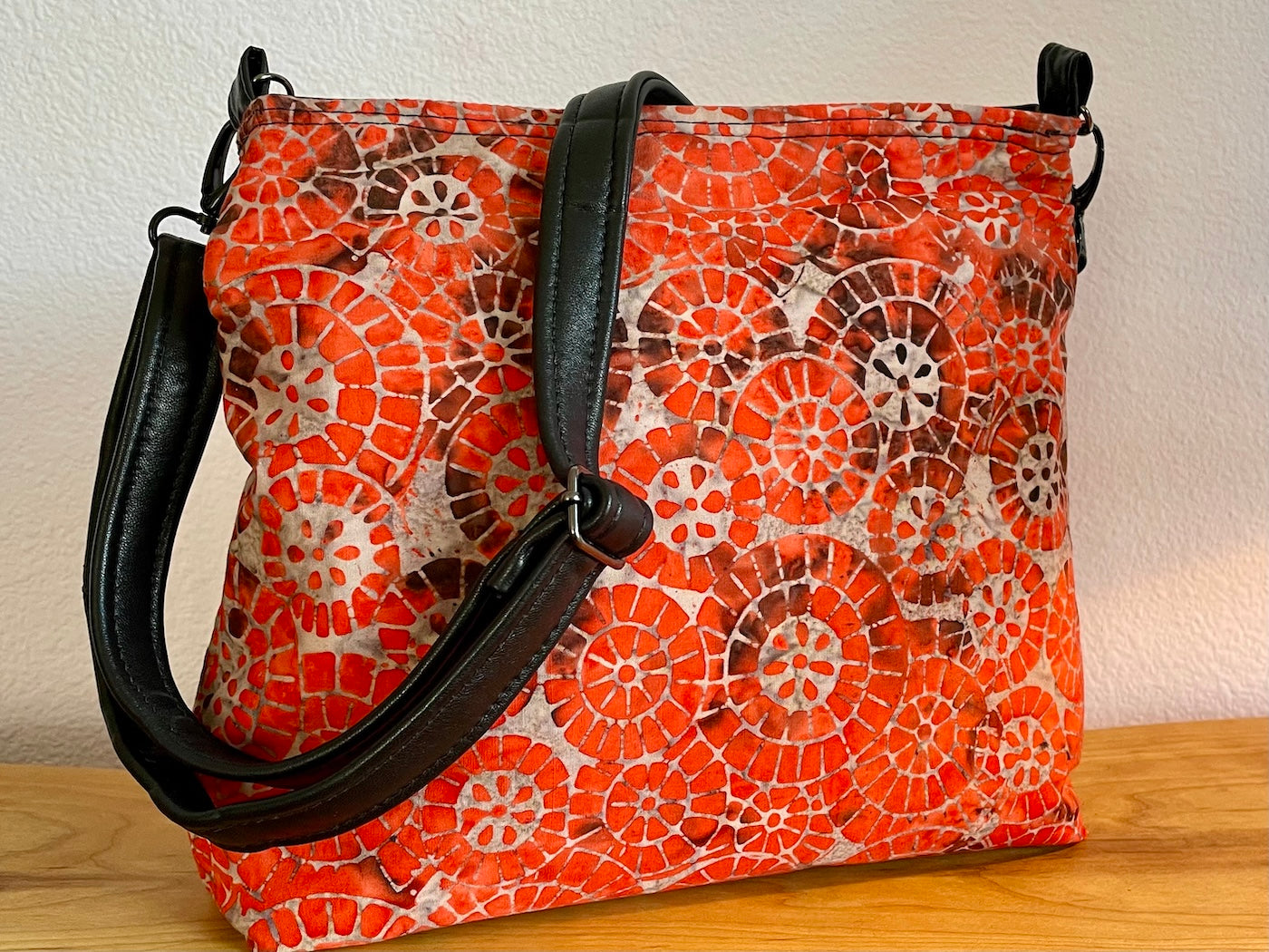 Vibrant Mosaic Crossbody