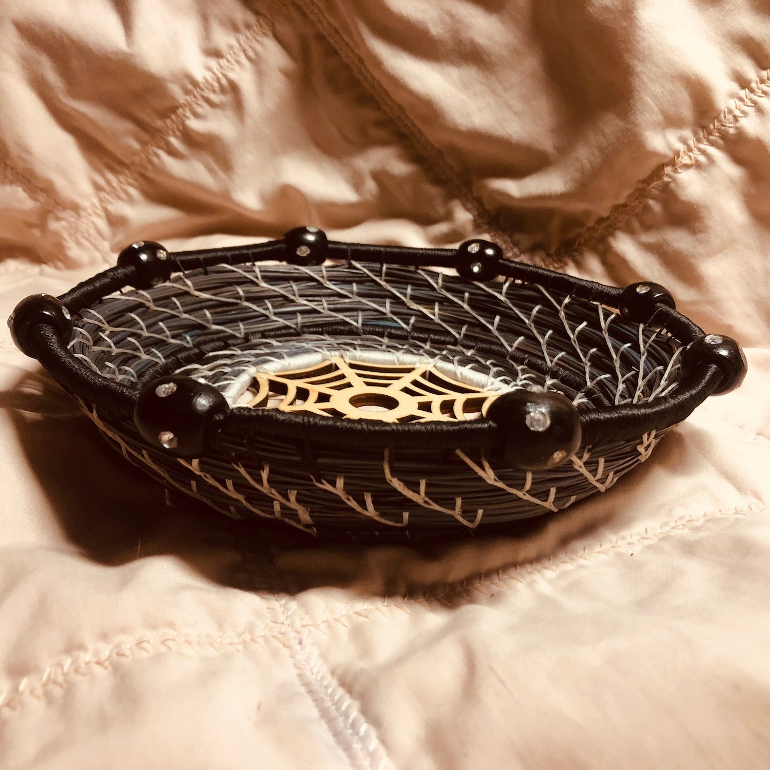 Web Pine Needle Basket