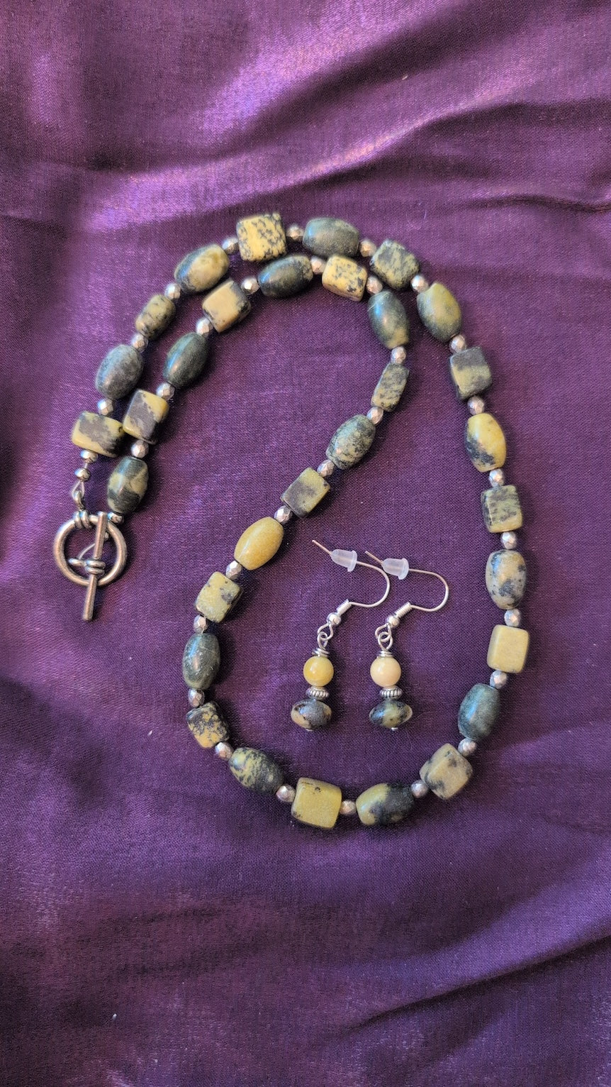 Yellow turquoise necklace