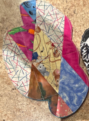 Bow Wow Meow Mug Rug