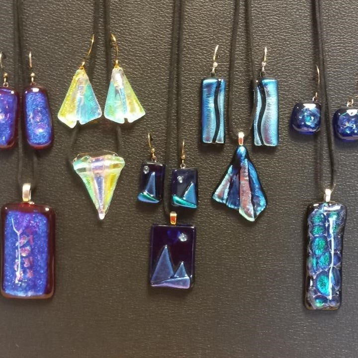 Dichroic Glass Jewelry Art Class  -Fri. 2.13.26 @ 3:00P