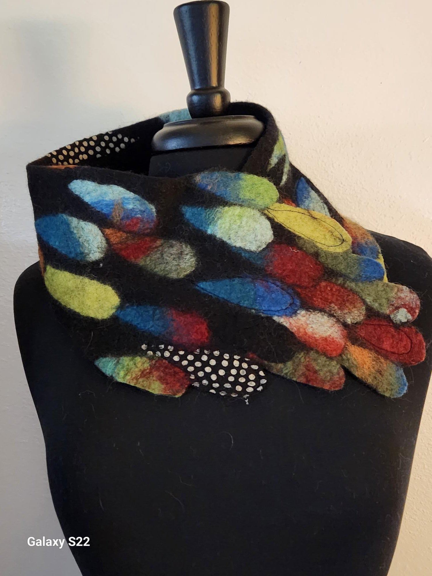 Peacock Leaf Cowl