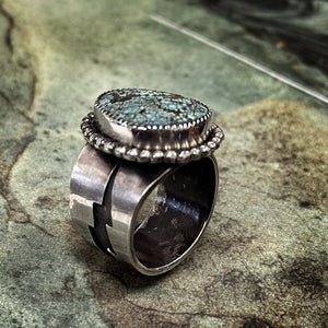 turquoise cabochon ring