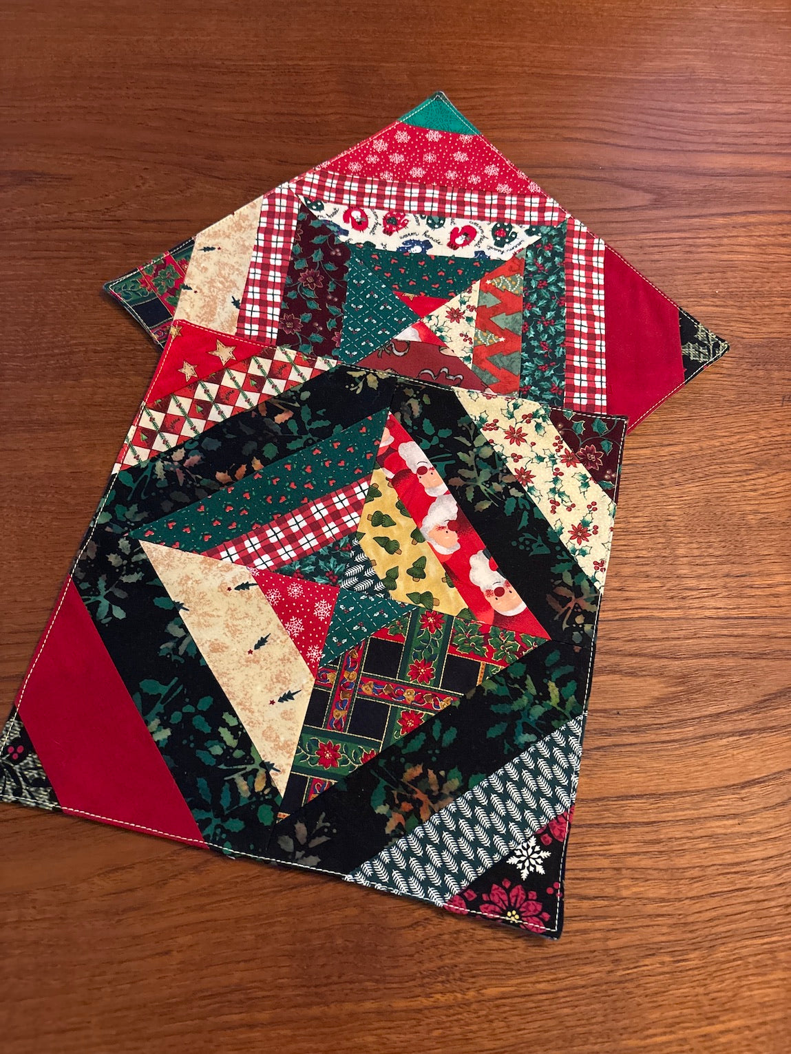 String Quilt Holiday Table topper