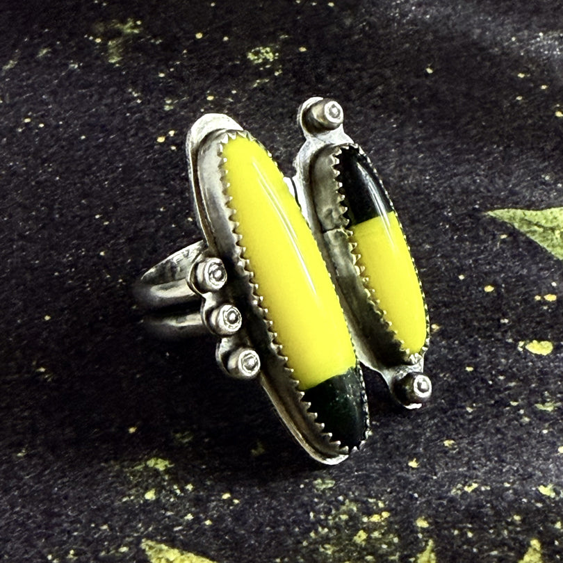 yellow rosarita ring